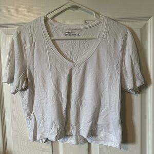 Cropped A&F White V-Neck Women's Top